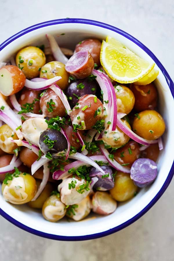 Easy and quick baby potatoes salad serve in a bowl.
