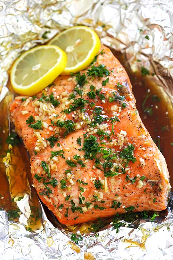 Soy Honey Butter Salmon - Easy roasted salmon recipe with soy sauce and honey butter. Moist, juicy and delicious salmon for the entire family | rasamalaysia.com