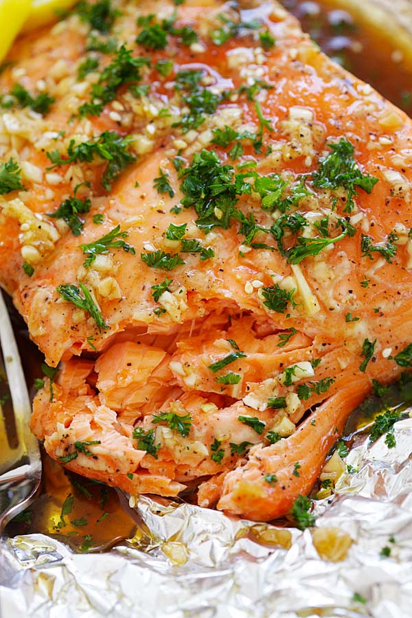 Soy Honey Butter Salmon - Easy roasted salmon recipe with soy sauce and honey butter. Moist, juicy and delicious salmon for the entire family | rasamalaysia.com