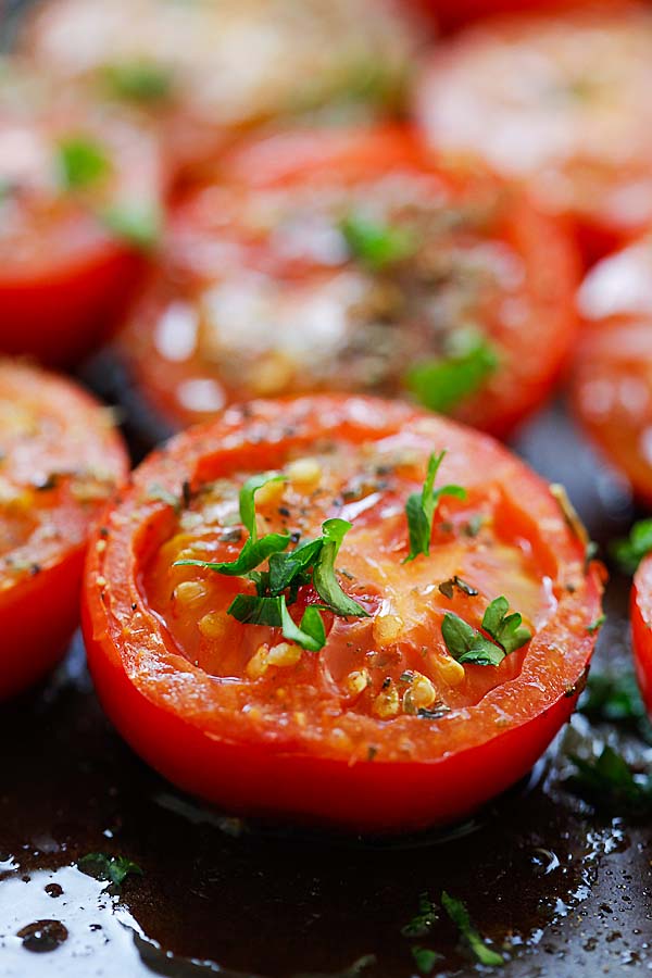 Herb Roasted Tomatoes | Easy Delicious Recipes
