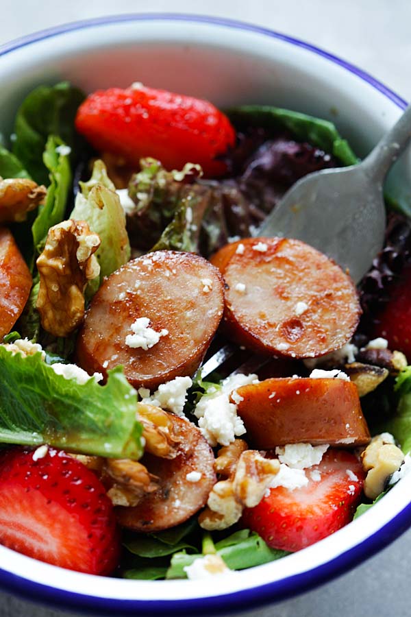 Apple Chicken Sausage Salad | Easy Delicious Recipes