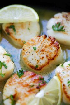 Garlic Butter Scallops with Lemon Sauce - Rasa Malaysia