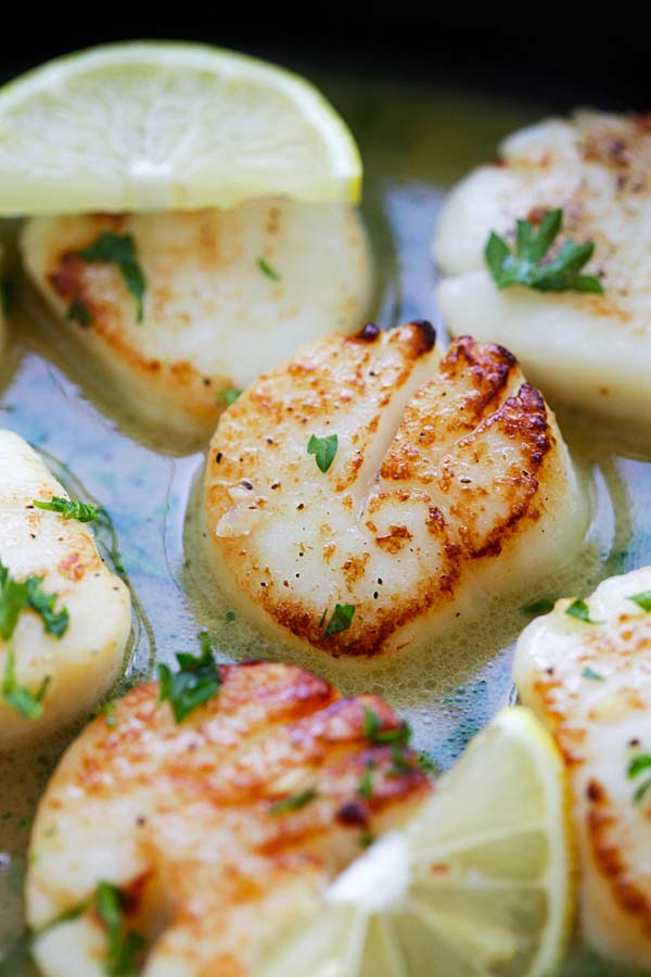 Garlic Butter Scallops with Lemon Sauce - Rasa Malaysia