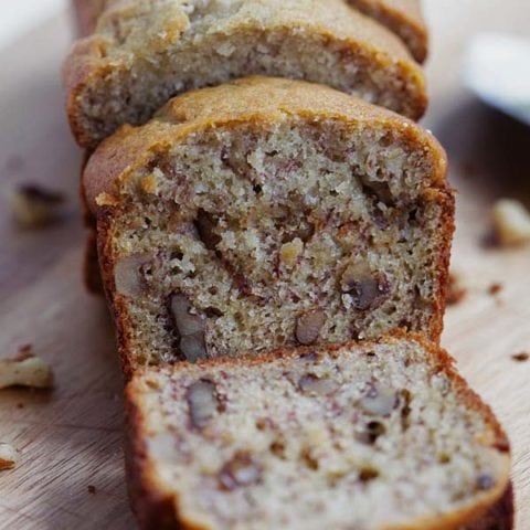 Moist Banana Bread (Rum Banana Bread)