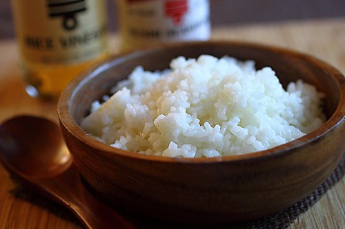 Sushi rice in a Japanese bowl.