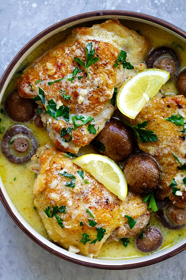 Easy and quick chicken thigh dish with mushroom and creamy sauce.
