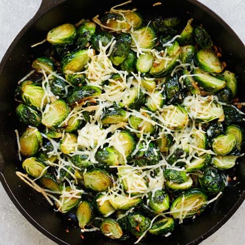 Garlic Parmesan Roasted Brussels Sprouts