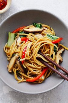 Lo Mein with Vegetables - Lo Mein Noodles - Rasa Malaysia