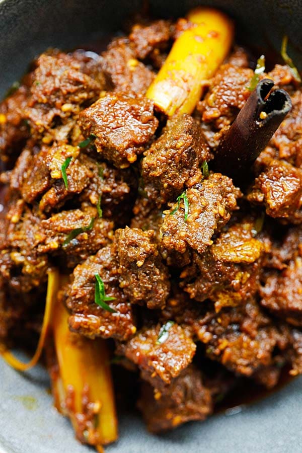 Homemade easy stewed Beef Rendang in a bowl.