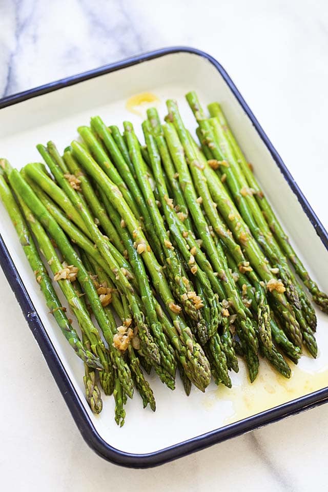 Featured image of post Recipe of Cooking Asparagus In Butter And Garlic