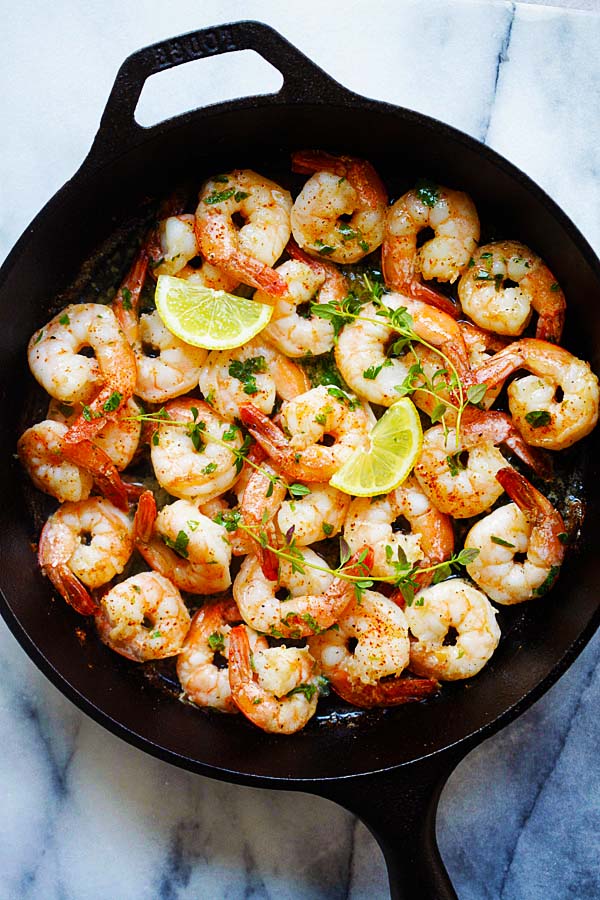 Easy and delicious skillet sauteed shrimp with lemon butter and herbs (thyme, oregano and Italian parsley).