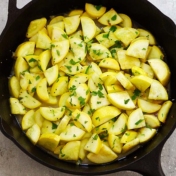 Easy Sauteed Yellow Squash