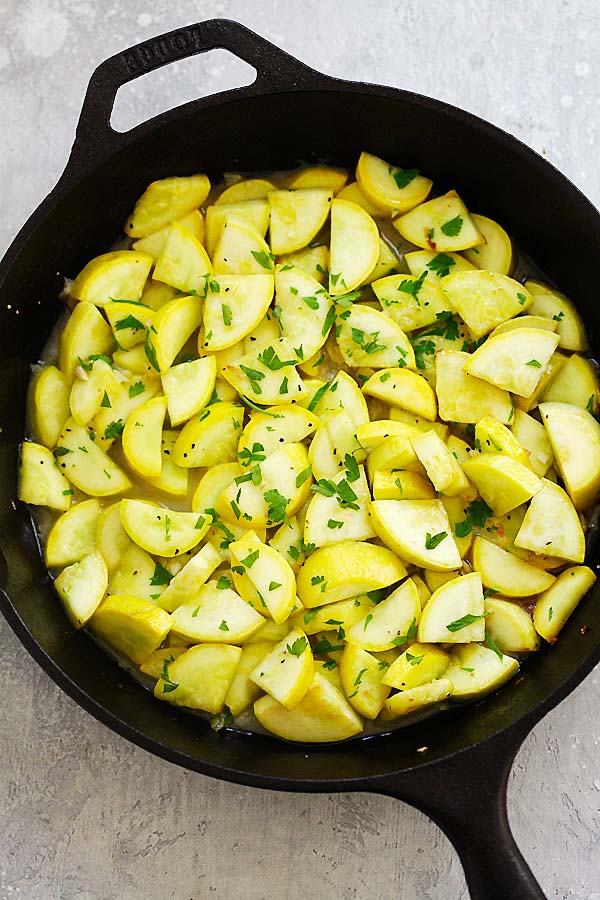 Easy and healthy Sauteed Yellow Squash recipe.