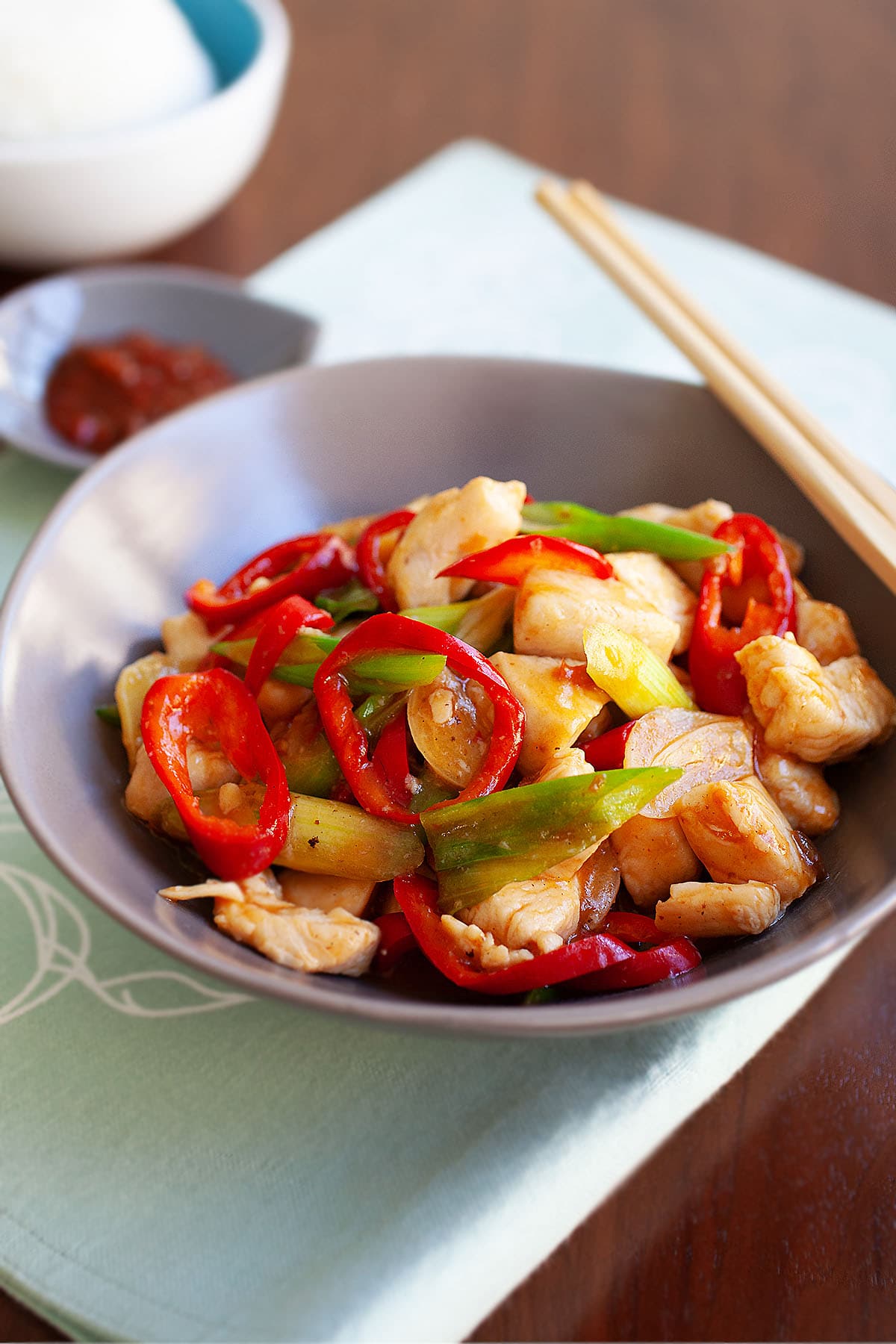 Spicy chicken stir-fry with spicy bean sauce ready to be served. 