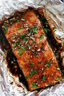 Garlic Sriracha Salmon - Rasa Malaysia