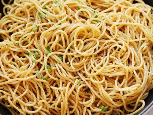 Garlic Noodles (The Best Recipe Online!!) - Rasa Malaysia
