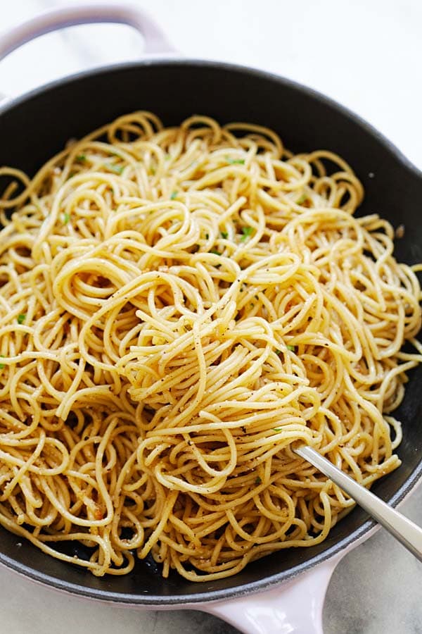 Quick and easy brown butter garlic noodles recipe.