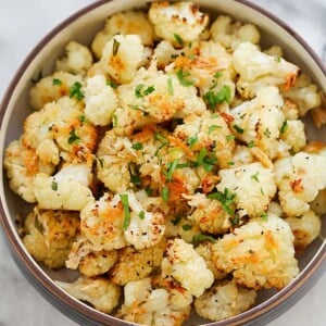 Garlic Parmesan Roasted Cauliflower