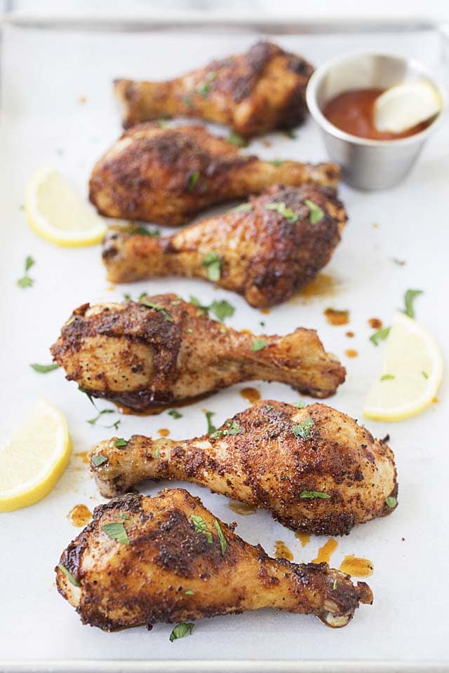 Easy and quick Dry Rub Baked Chicken drumsticks.