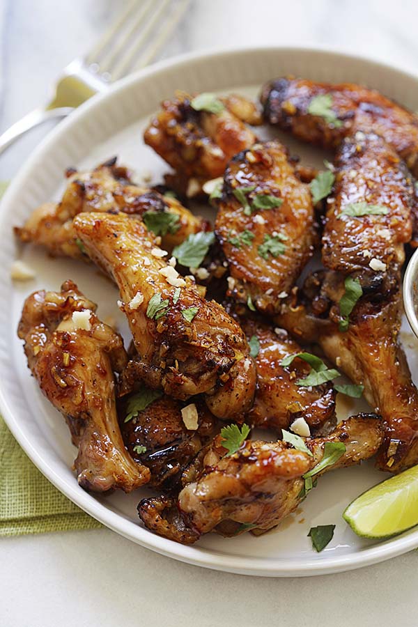 Vietnamese oven-baked chicken wings, served on a plate.