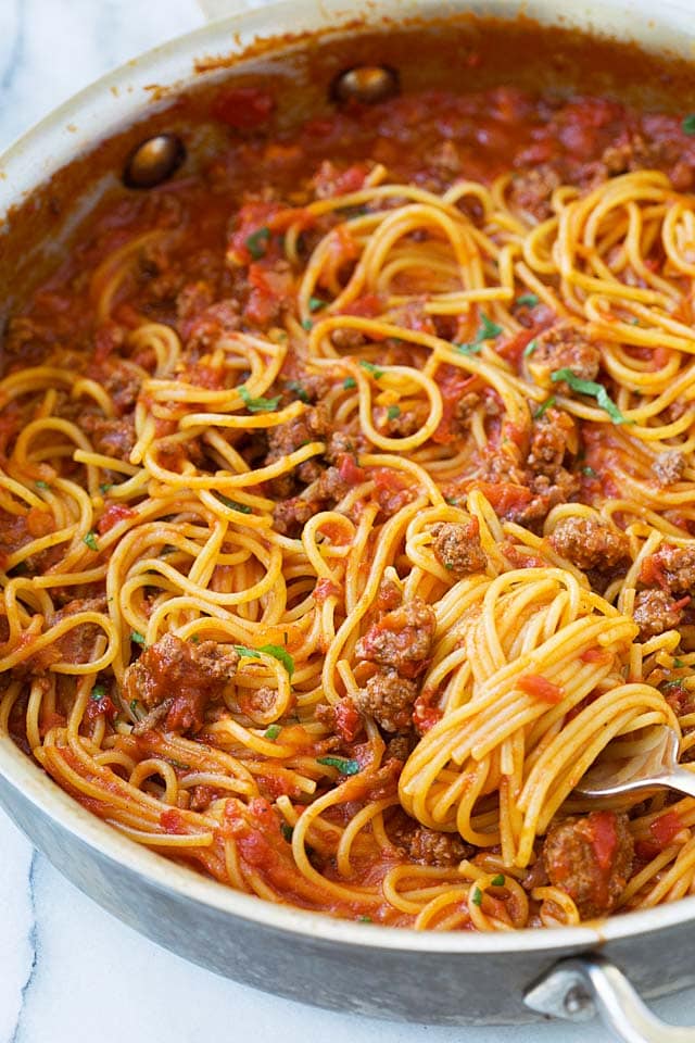 One Pot Spaghetti with Meat Sauce - Rasa Malaysia