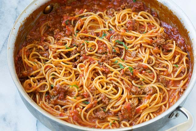 One Pot Spaghetti with Meat Sauce - Rasa Malaysia