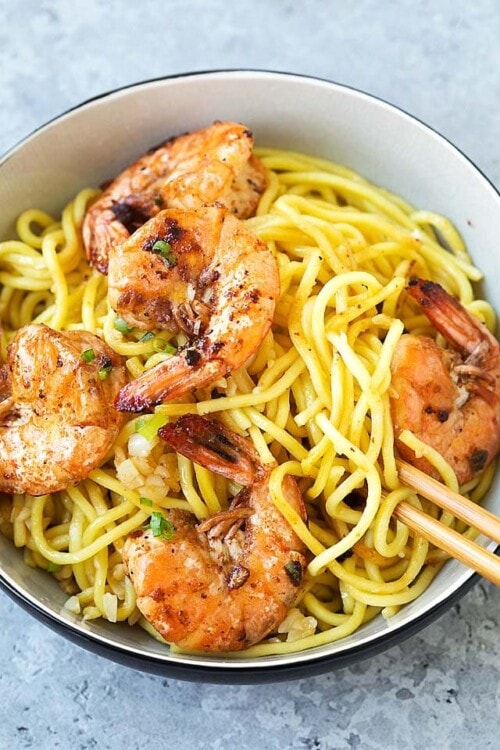 Shrimp Garlic Noodles - Rasa Malaysia