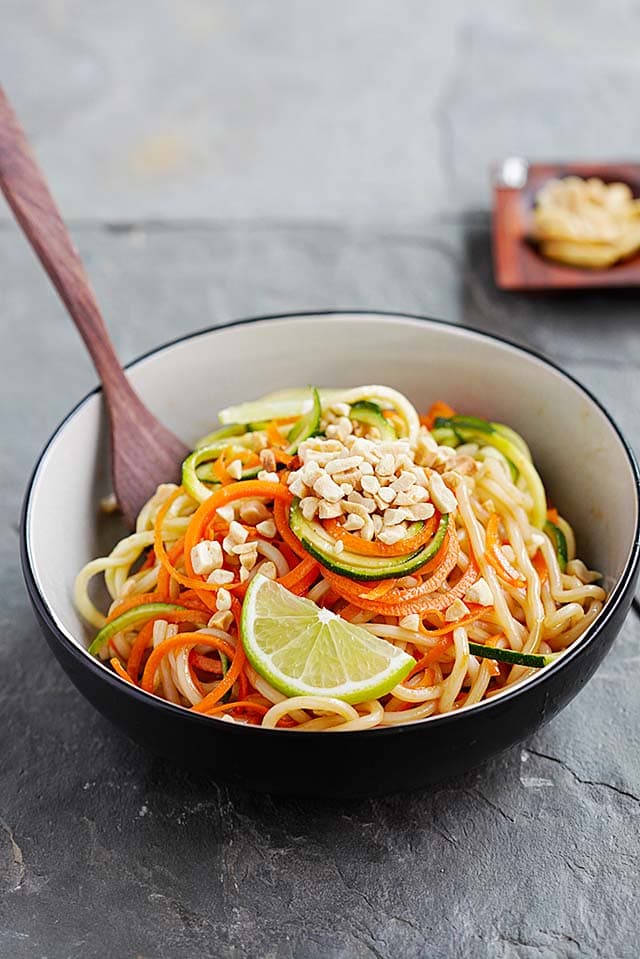 Thai Peanut Sauce Zucchini Noodles