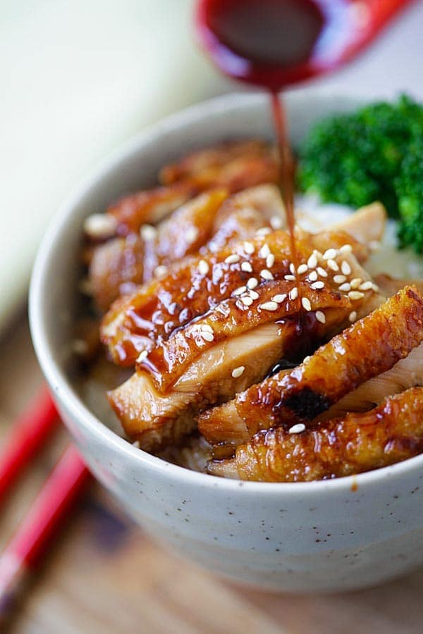 Chicken teriyaki bowl with steamed rice and chicken teriyaki.