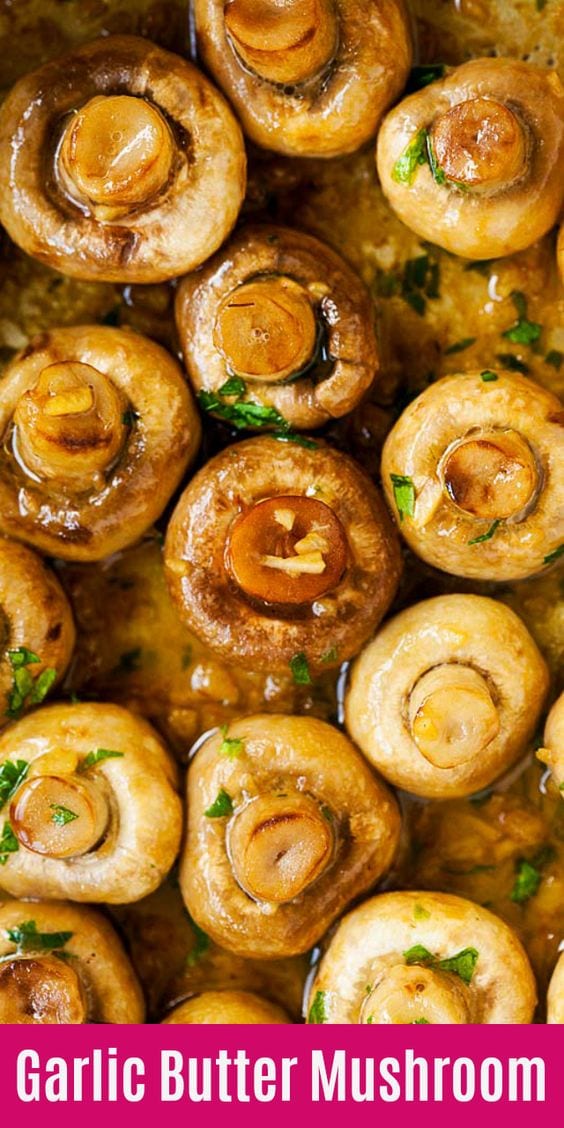 Garlic Butter Mushrooms - easy sauteed mushrooms with garlic and butter. This side dish takes only 15 mins to make and goes well with everything!