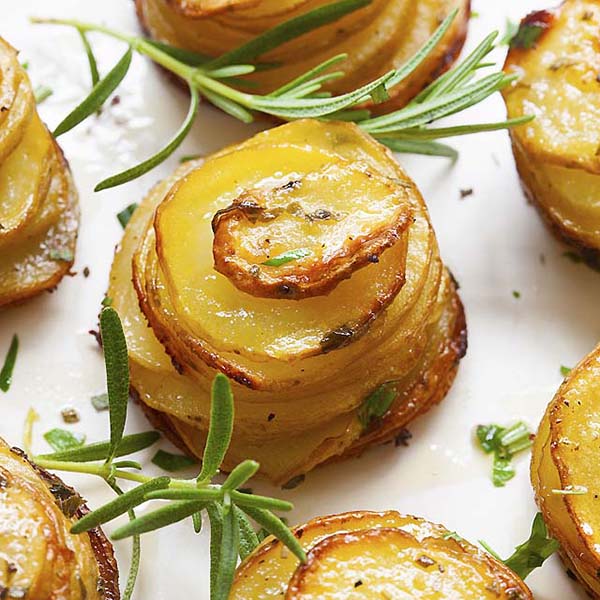 Muffin Tin Christmas Potatoes - My Kitchen Love