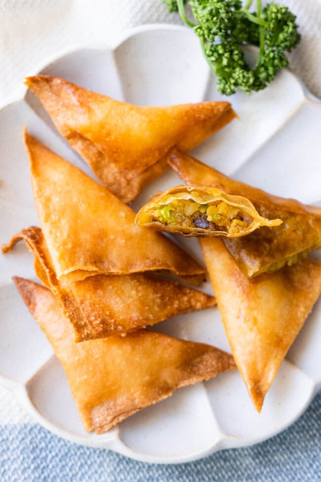 Easy Samosa (Extra Crispy and Low Carb Recipe) - Rasa Malaysia