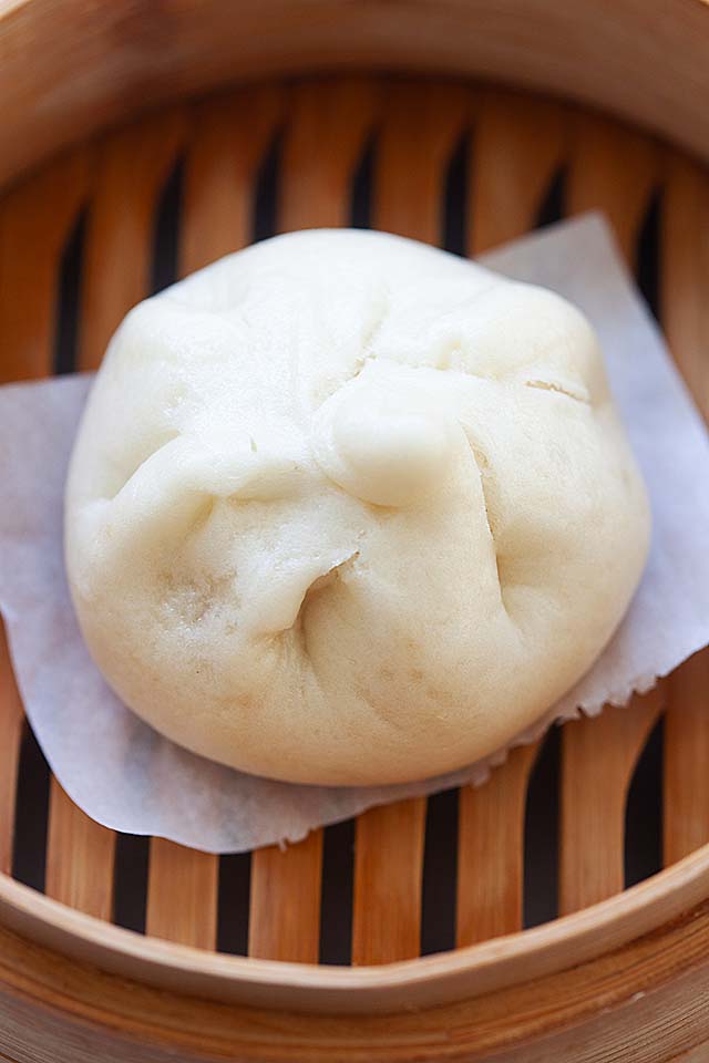 Doux, moelleux et les meilleurs pains cuits à la vapeur de porc siu bao ou cha siu bao.