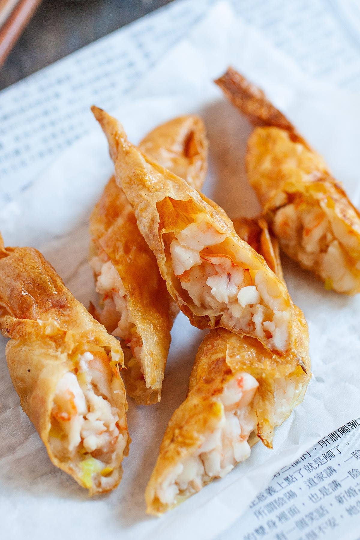 Easy homemade Hong Kong crispy shrimp rolls dim sum.