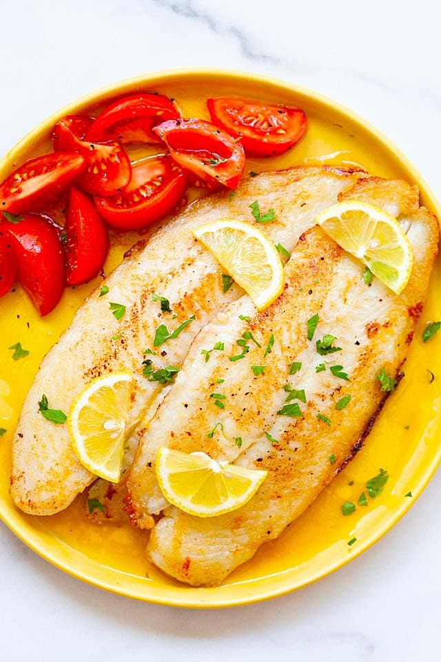 Grilled Fish Fillet With Lemon Butter Sauce