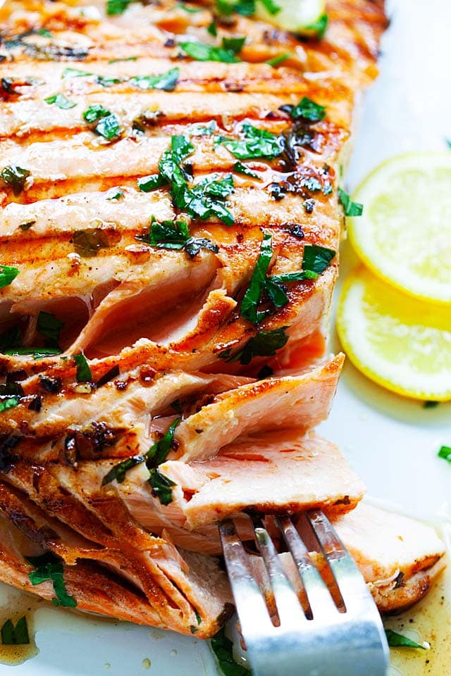 Easy grilled salmon cooked in a grill, ready to serve.