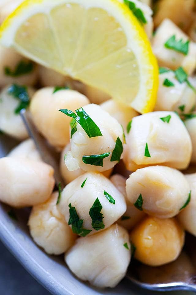 Close up shot of sauteed scallops, one of the best scallop recipes.
