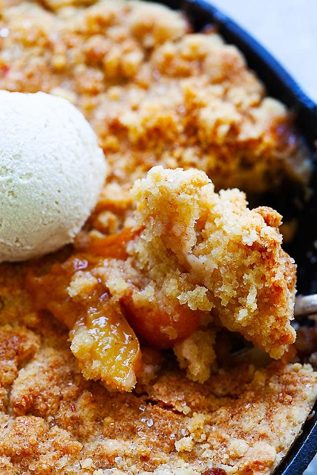 Bourbon Peach Cobbler The Best Recipe Rasa Malaysia #adventuresofmel #campingrecipes #peachcobbler #dessertrecipes #campfirecooking #campingfood. bourbon peach cobbler