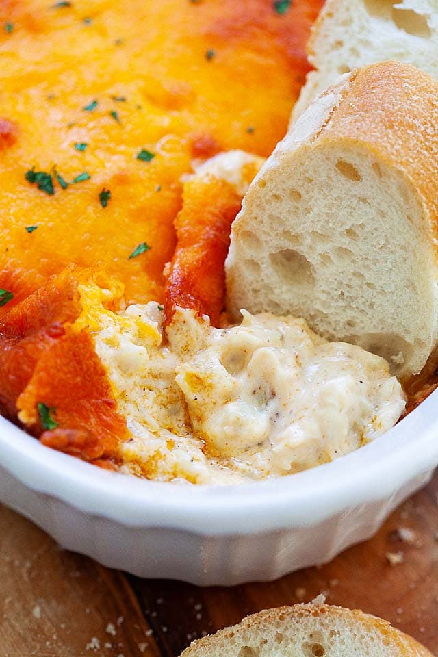 Baked crab dip is the best crab dip recipe. 