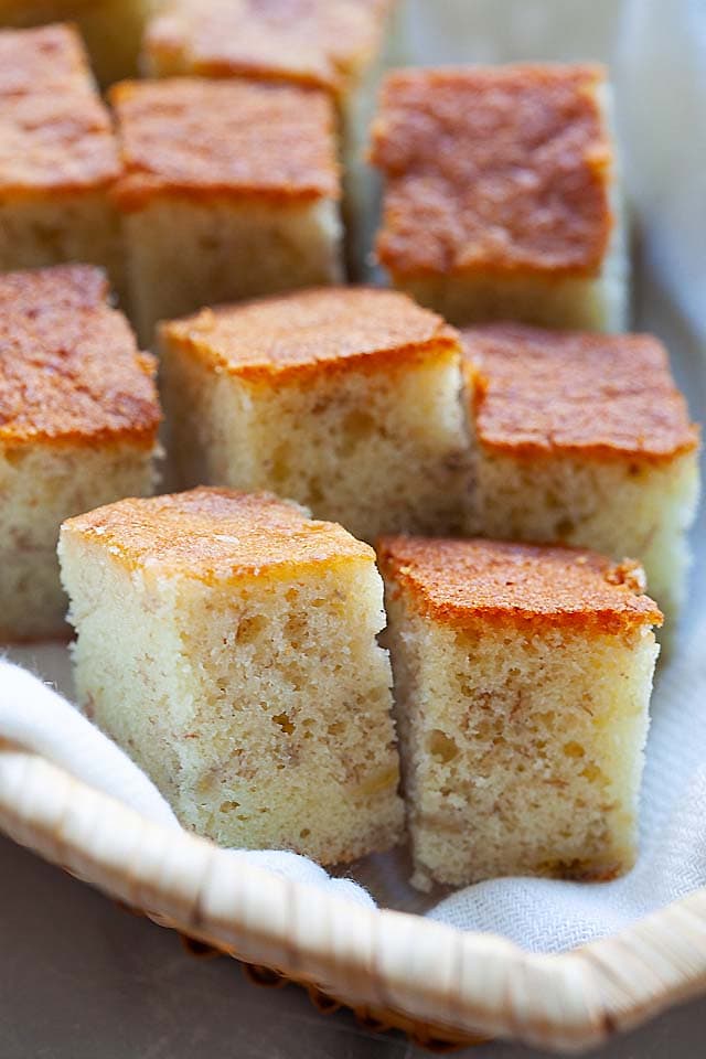 Banana cake recipe with bananas, butter, flour, sugar and eggs.