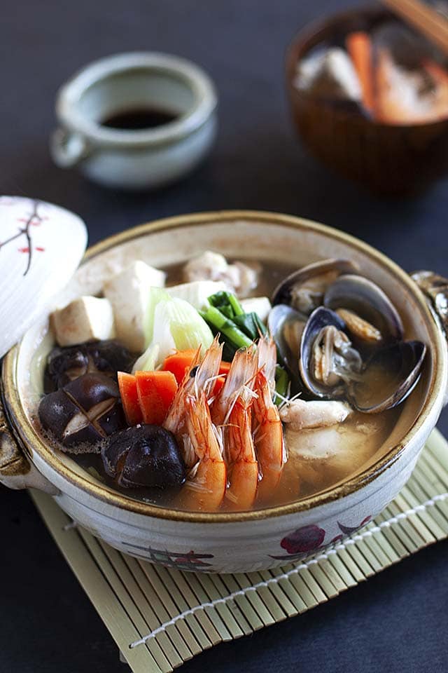 Nabe (Yosenabe/Japanese Hot Pot) - Rasa Malaysia