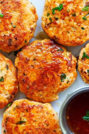 Salmon Patties (with Fresh Salmon!) - Salmon Cakes - Rasa Malaysia