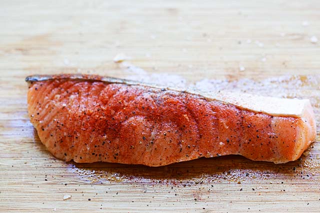 Salmon with salt and pepper.