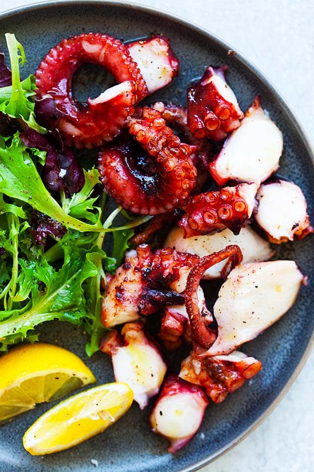 Grilled octopus recipe with salad.