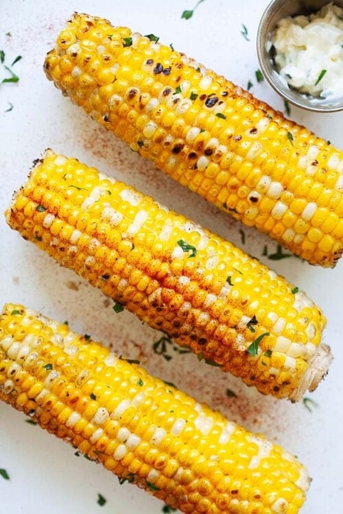 Garlic Butter Grilled Corn (Quick and Easy Recipe!) - Rasa Malaysia