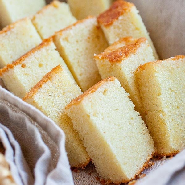 3 Ingredient Cake (No Butter, Oil or Milk) - Kirbie's Cravings