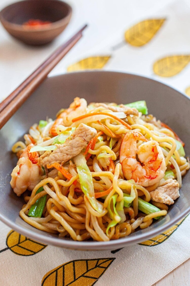 Chow Mein (The BEST Recipe Online!!) - Rasa Malaysia