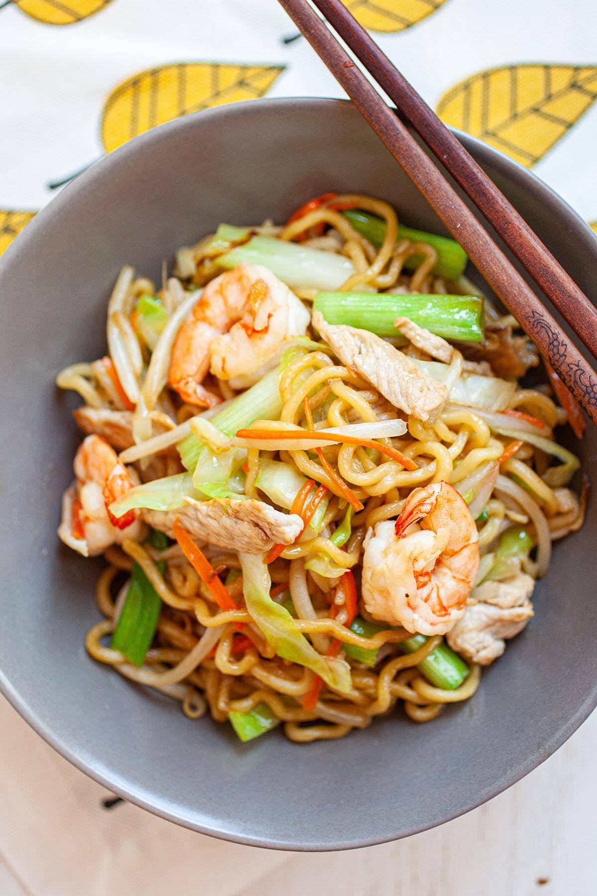 Chow Mein in a Chinese bowl.