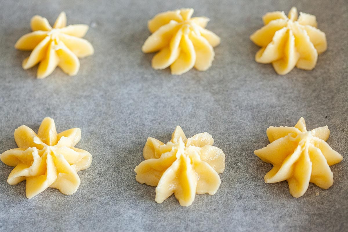 Yıldız şeklinde Danimarka kurabiyeleri.