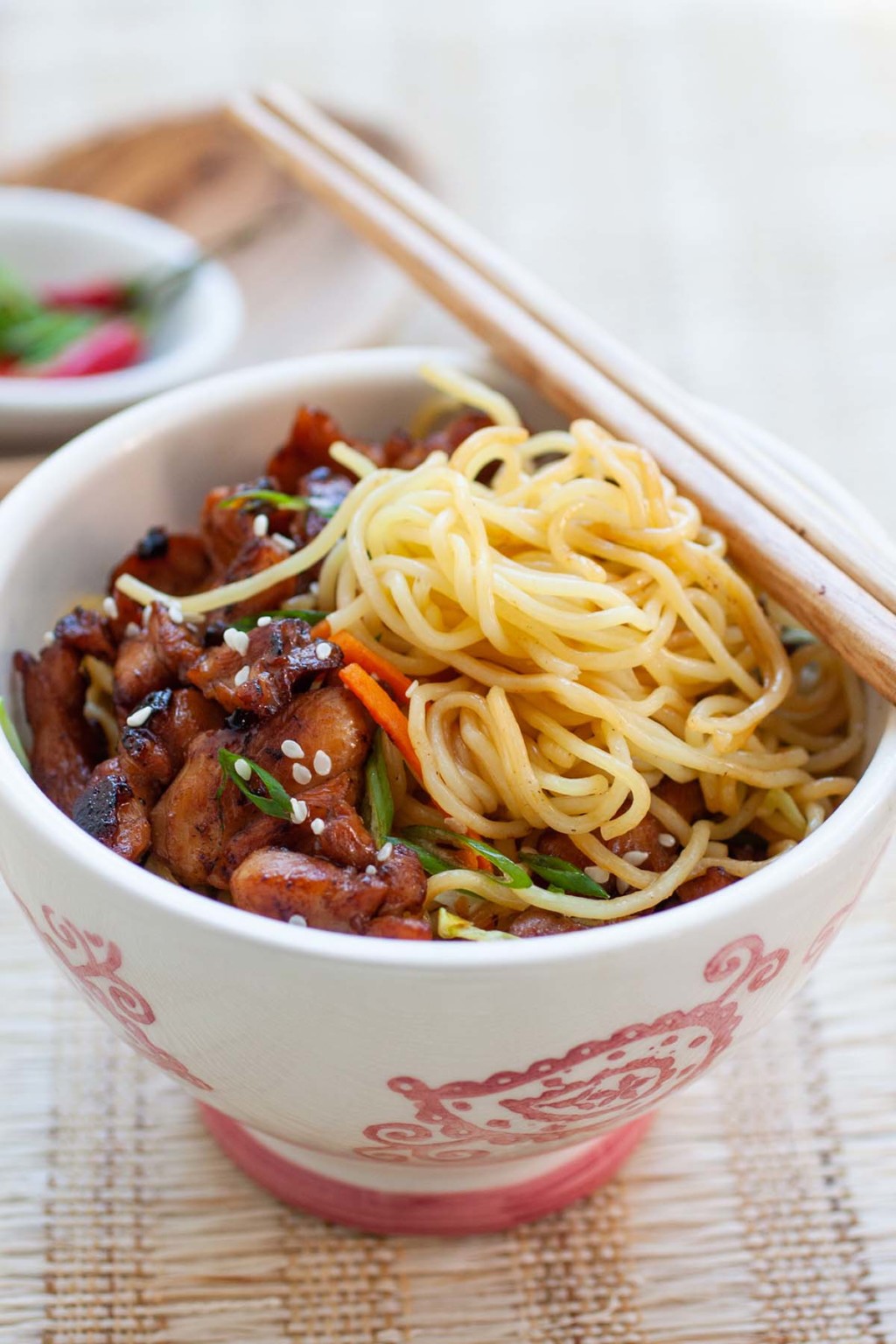 Chicken Stir-fry Noodles (Easy Asian Recipe) - Rasa Malaysia